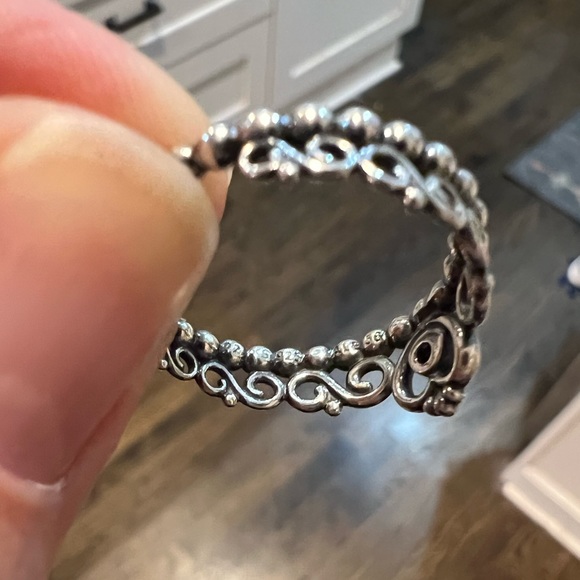NVW Pandora Crown ring - Picture 6 of 7